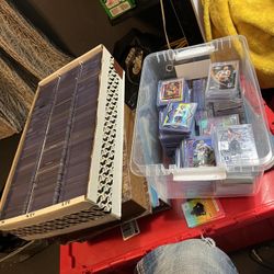 SPORTS CARD LOT (NFL,NBA,MLB)