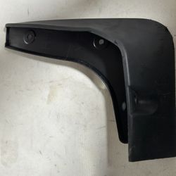 2011-2014 HYUNDAI SONATA OEM Right Rear MUD SLASH GUARD FLAP PN 86842-3S000
