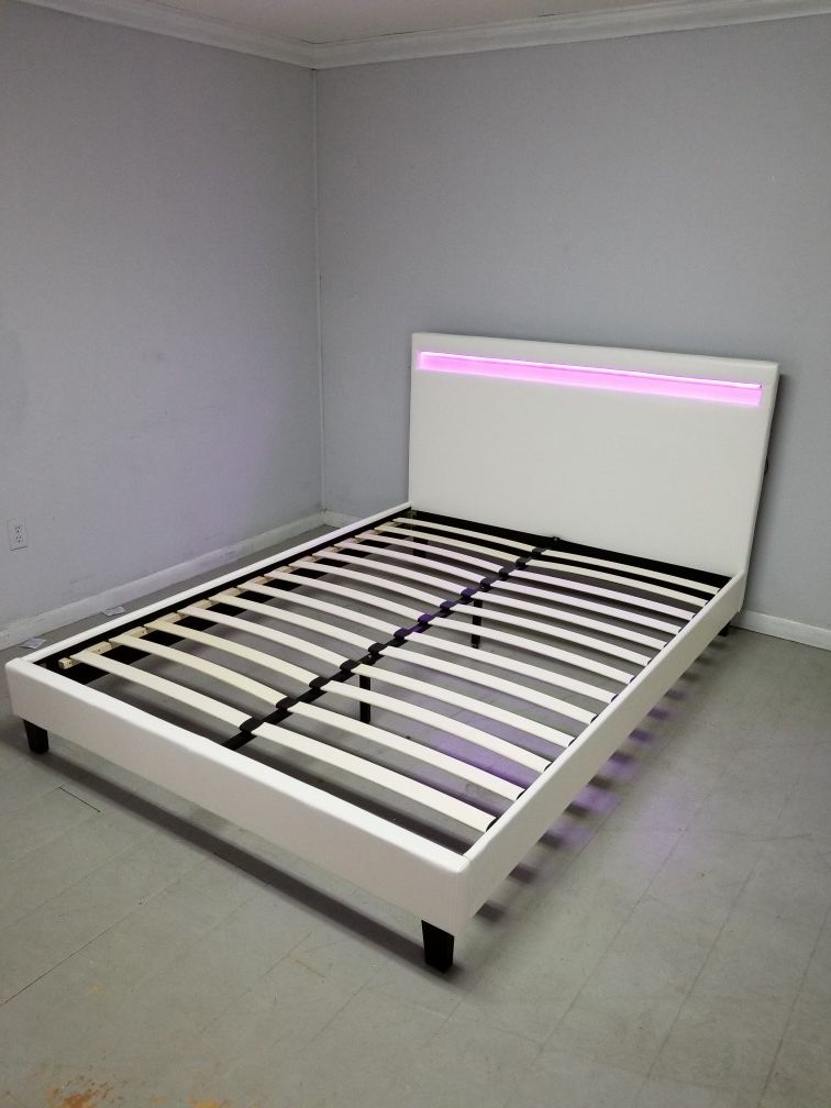 Cama con luces LED.. LED Bed Frame