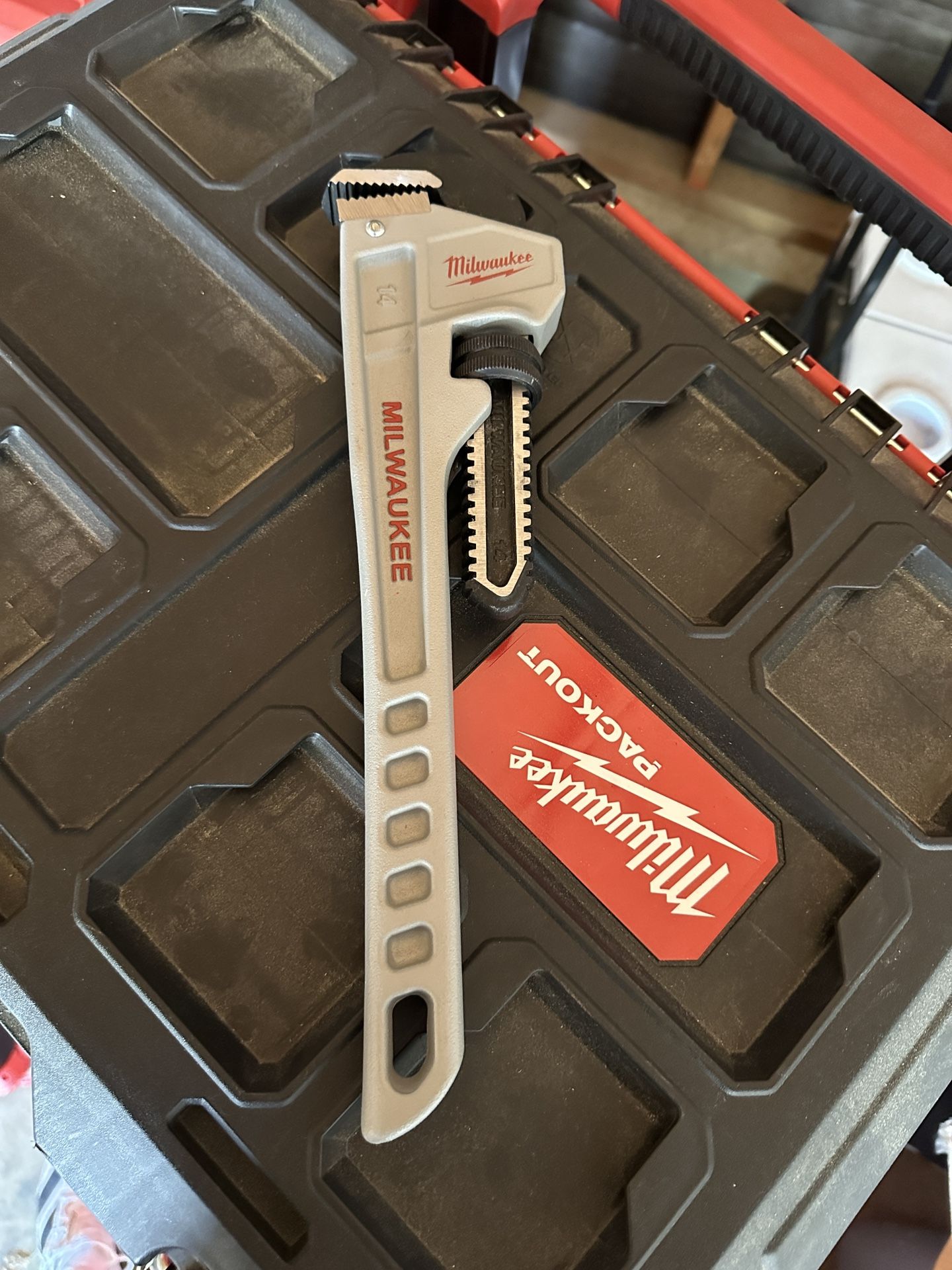 Milwaukee Tools 14 in. Aluminum Pipe Wrench