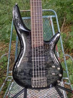 Ibanez SR405EQM 5 String Bass Guitar + Gig Bag