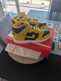 Nike Dunk SP 2020 High "Iowa"  Size M8
