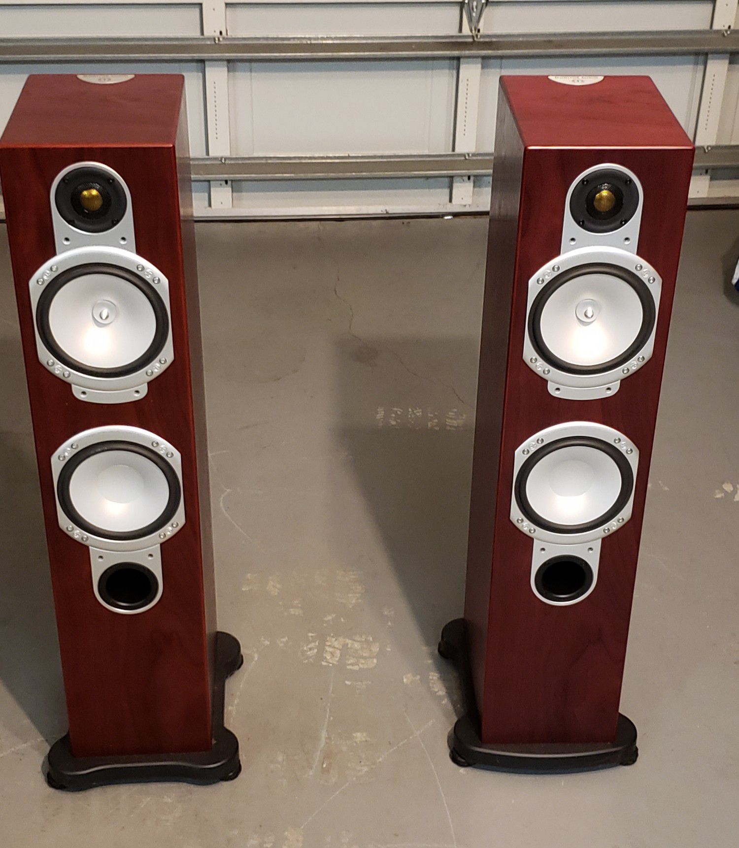 Monitor Audio Speakers Silver RS6 & Center C