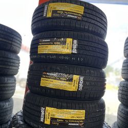 ‼️📲215/55/17 Vendo Set De Llantas Nuevas Headway 