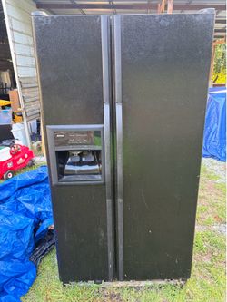 Black fridge