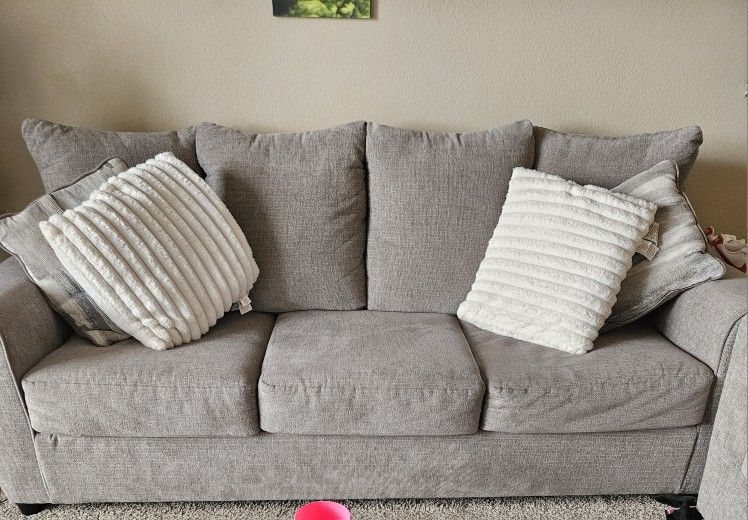 Ashley Furniture Design Sofa/love seat