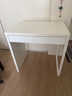 IKEA white desk/vanity