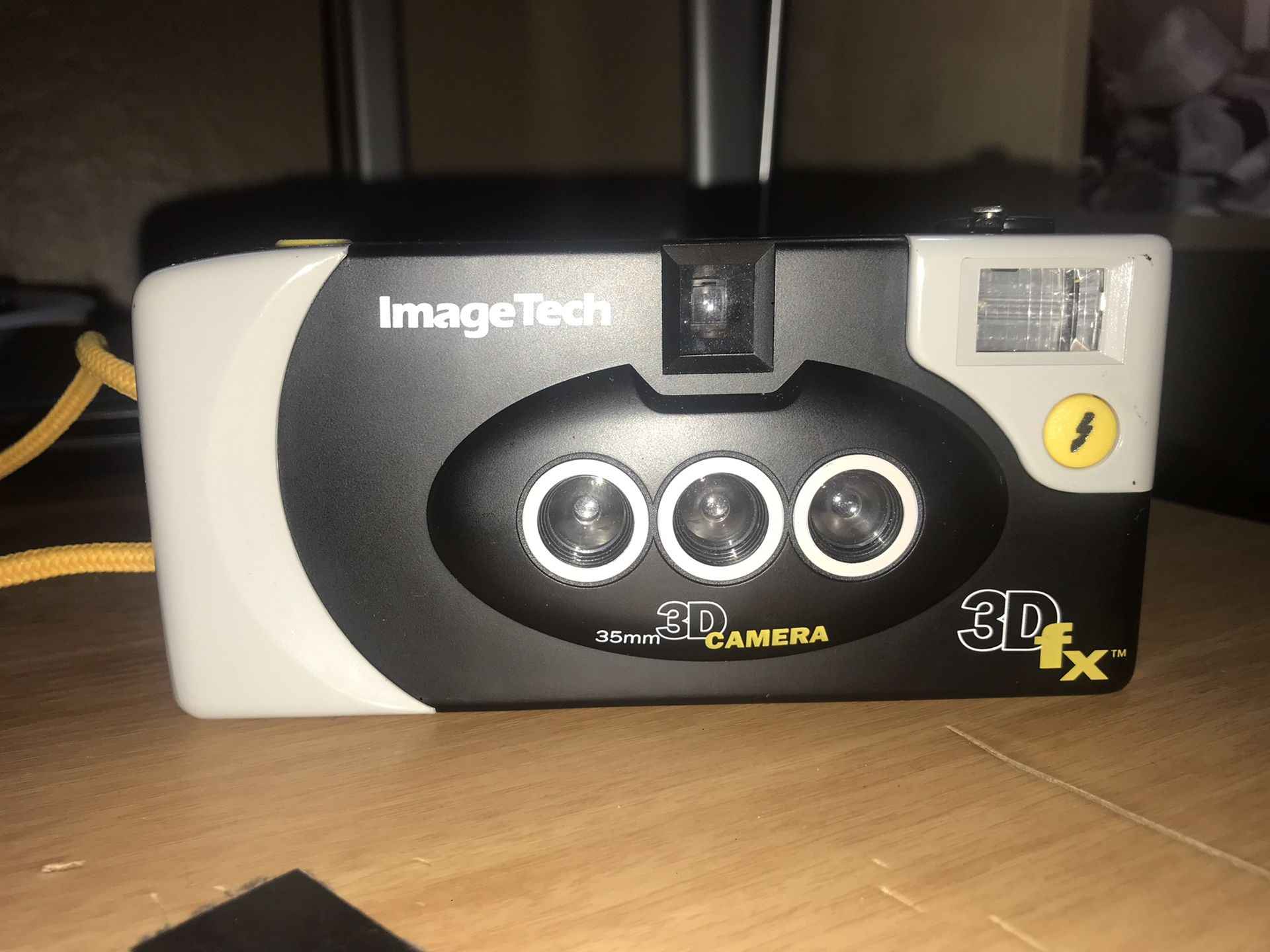 Image tech 3D film camera (point and shoot nashika n8000)