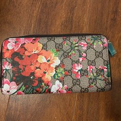 Gucci Wallet 