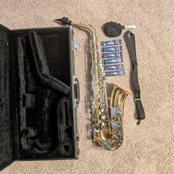 Yamaha YAS-26 Alto Saxophone Standard Pre-owned with Strap Mouthpiece and Case