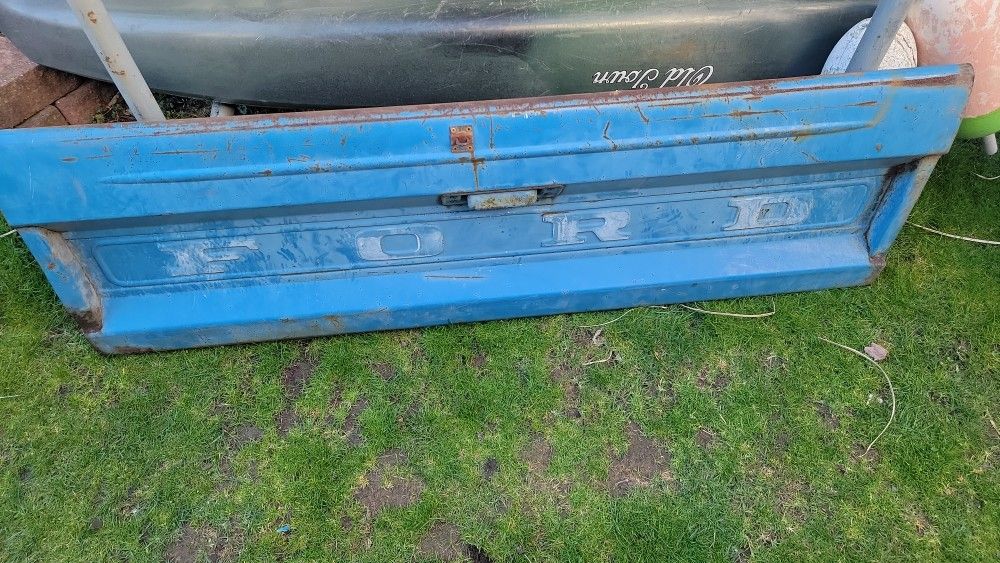 Tailgate 67 -72 Ford Pickup