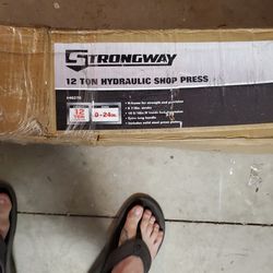 12 Ton Hydraulic Shop Press