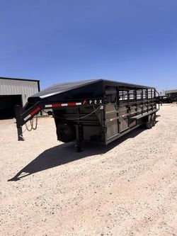 2024 Apex 28Ft Livestock Trailer