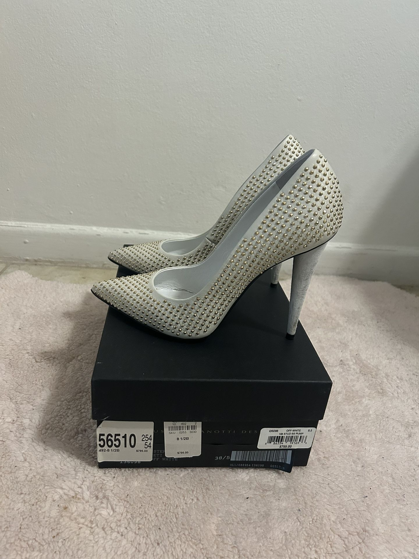 Giuseppe Zanotti White Studded Heels – Size 38 – Excellent Condition – $290