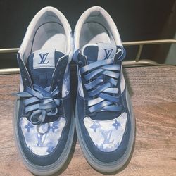 Louie Vuitton Ollie sneakers