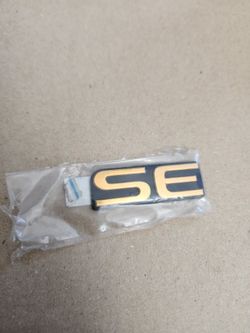 SE Emblem