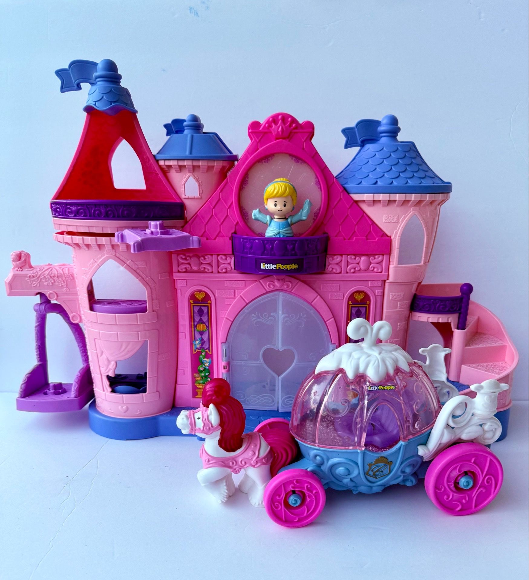 Fisher Price Little People Princess Castle with Carriage Price:$28.00 zip code:33177