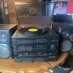 Sanyo GXT 808U Stereo System Record Player