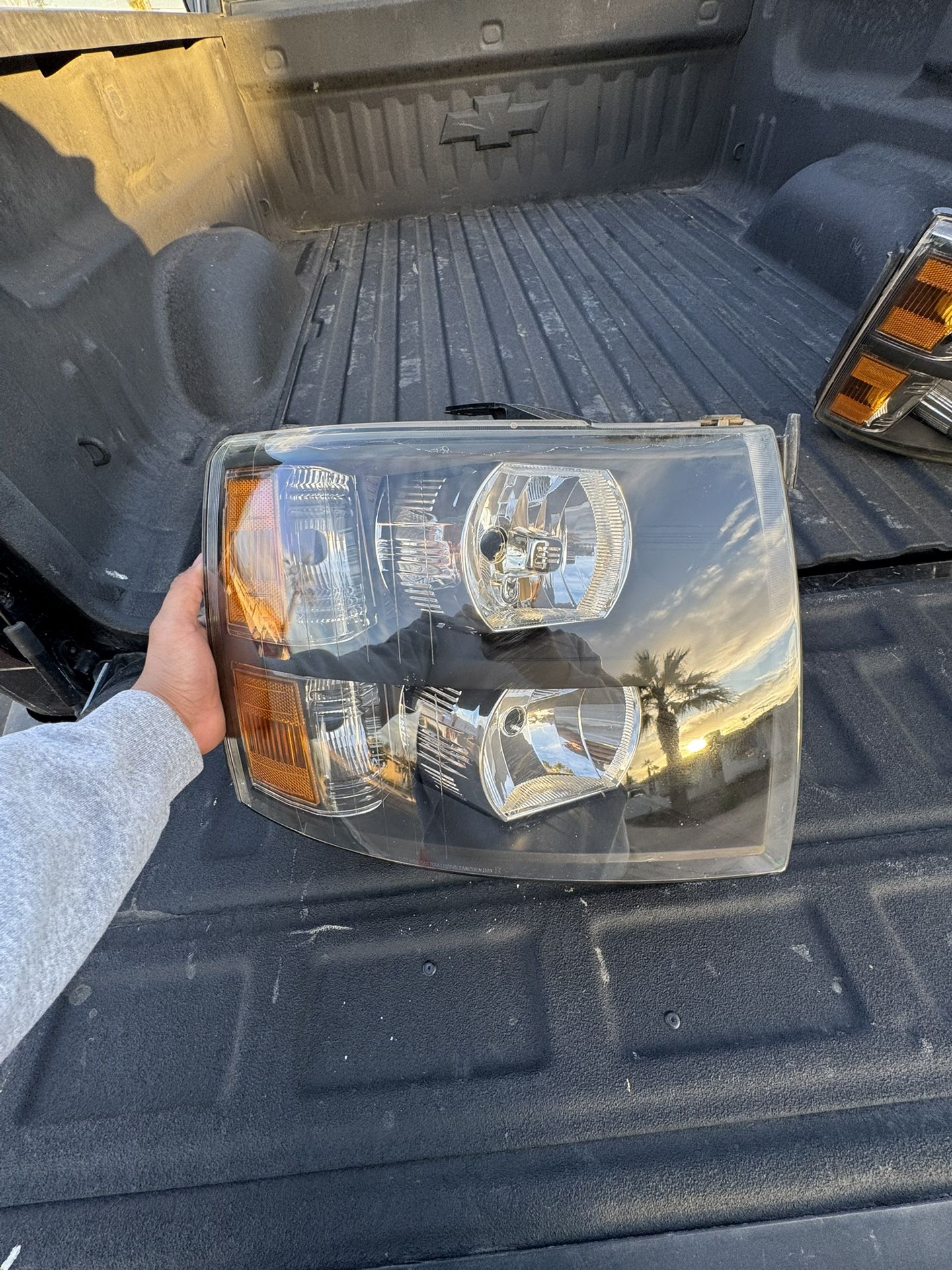 07-13 Silverado Tinted Headlight Housing