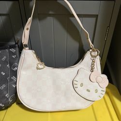 Hello Kitty Pink Purse