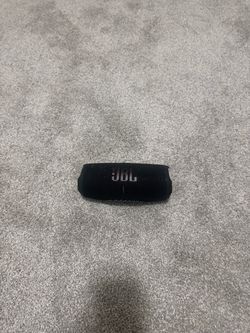 JBL Charge 5