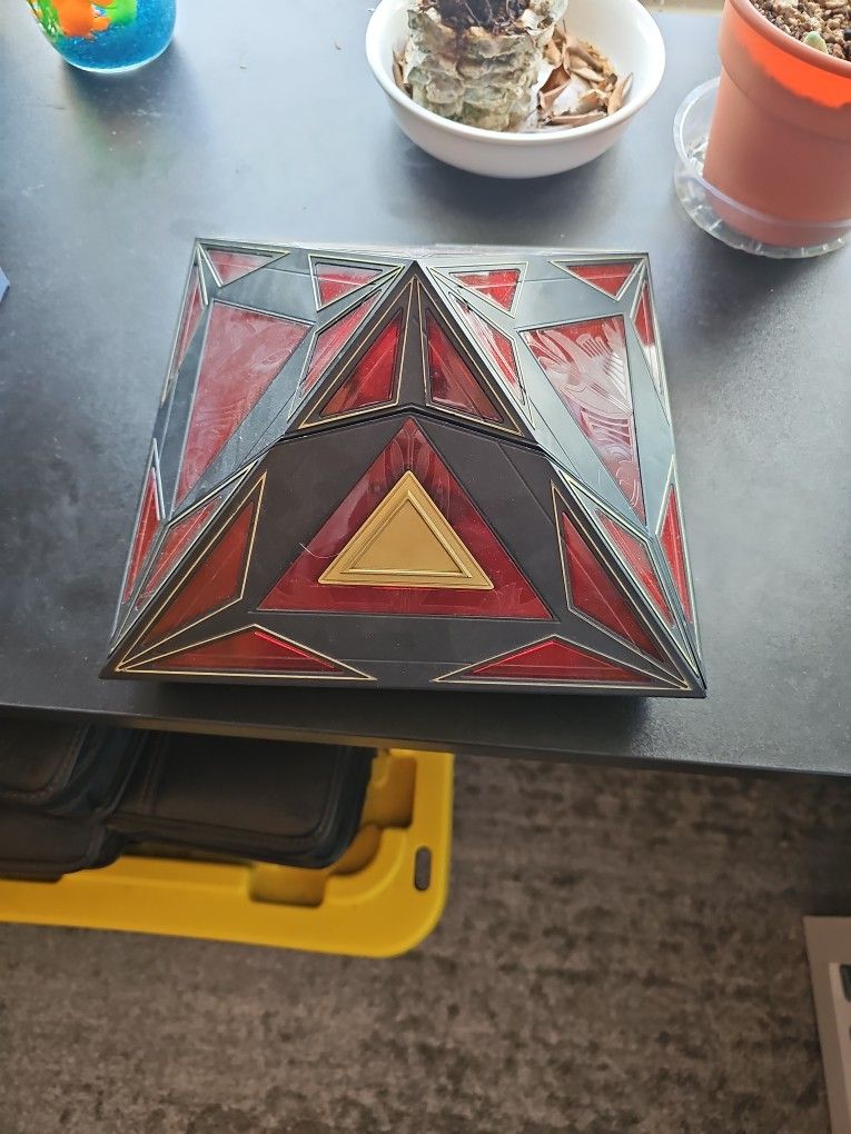 Star Wars - The Book Of Sith Vault Edition Collectors Edition (Holocron)