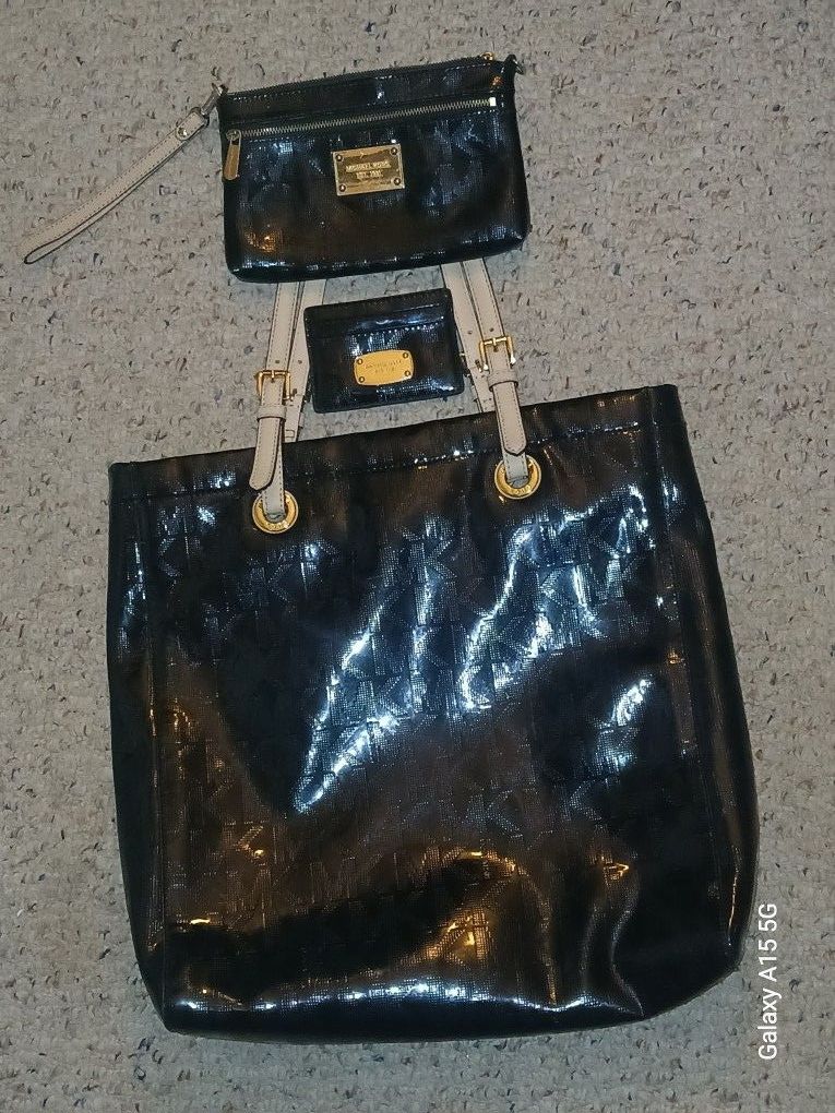 💜Set Of 3: MICHAEL KORS Large TOTE, WRISTLET & (NWOT) CAD HOLDER