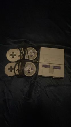 Snes Classic with 2 controllers