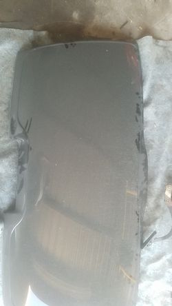 2005 chevy suburban back window