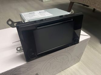 2016-2019 Toyota Tacoma OEM Stereo Head Unit – Model 86100‑04162 / CQ‑JT1560AD