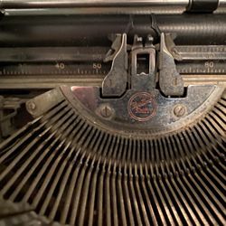 Fully functional typewriter