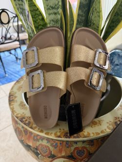 Slippers