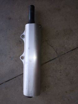 Motorcycle exhaust system noise control