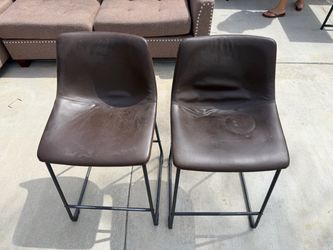 Brown stools