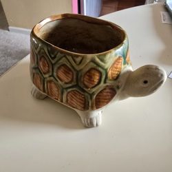 VINTAGE HANDPAINTED TURTLE PLANTER 