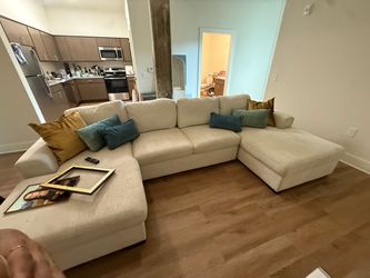 City Furniture sectional Sofa