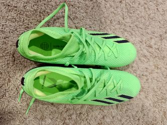 Size 10 shoes: soccer cleats & dress shoes