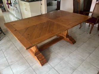 Solid Wood Expandable Dining Table