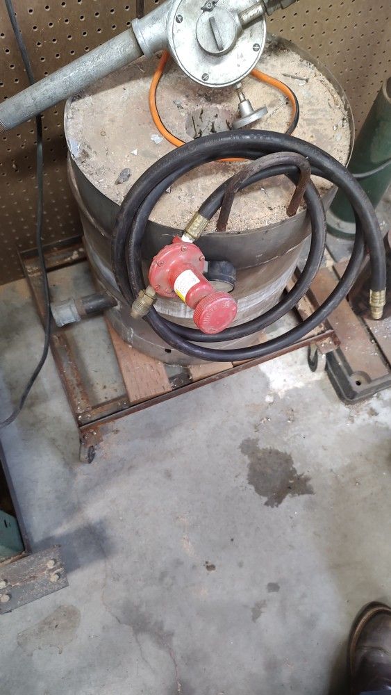 Furnace For Melting Metals