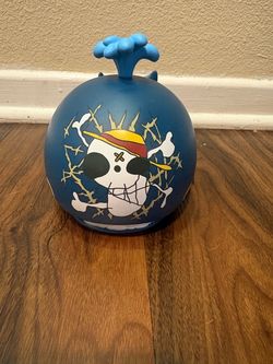 One Piece Skull Jolly Roger Round Figure whale