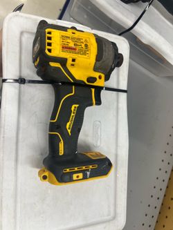 Impact drill Dewalt DCF809