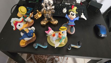 Disney Vintage Collection  look at pictures  1994