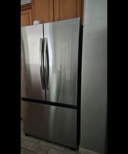 Samsung Stainless Steel French Door Refrigerator – Like New!