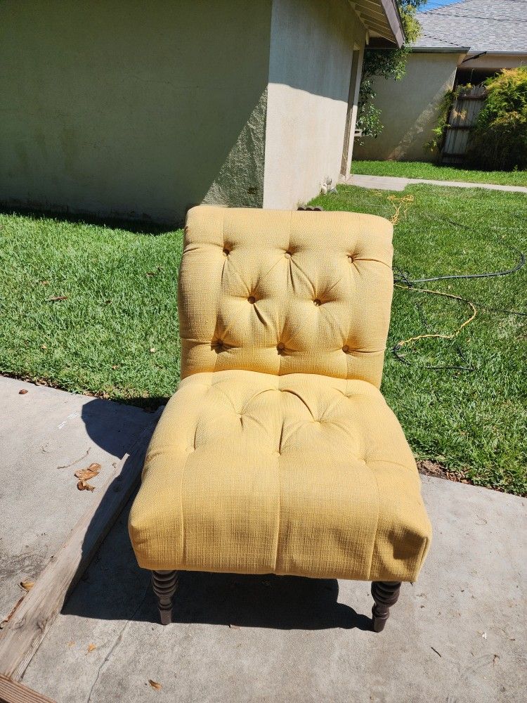 Armless Vintage Chair, See 3 Pics