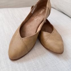 Toms Women’s Flat Shoes, Size 6.5, Tan Leather Ballet Shoes