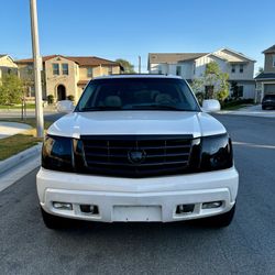 2002 Cadillac Escalade