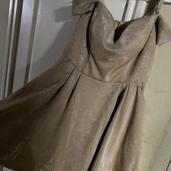 Shimmery manila/beige dress