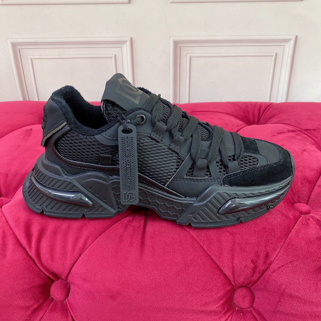 Dolce Gabbana Men’s Sneaker With Box New