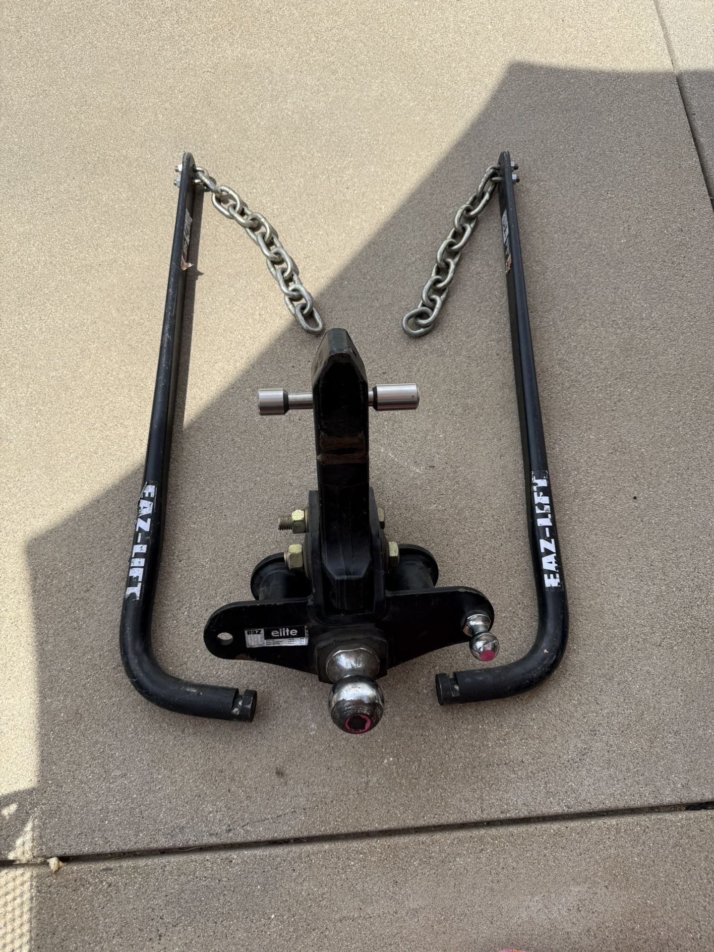 EAZ Trailer Hitch, Weight Dist. Bars, Sway Control