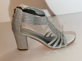 Brand New Comfort Style Silver Glitter Block Heel Sandal